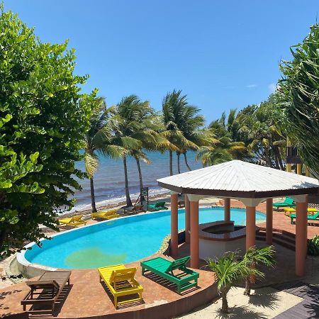 Tranquility Beach Suites Placencia Eksteriør billede