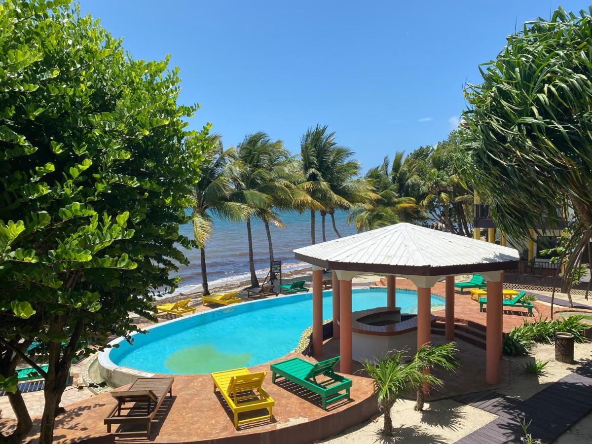 Tranquility Beach Suites Placencia Eksteriør billede